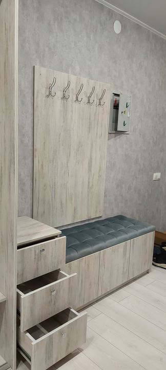 Прихожая на заказ, Казань — фото работы 10: Прихожая с вешалкой и ящиками